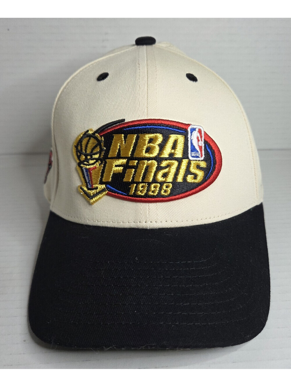 VTG NBA Finals 1998 Mitchell & Ness Snapback Bulls vs. Jazz Embroidered Hat Cap